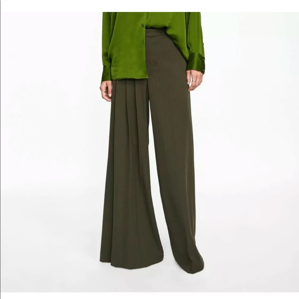 ZARA Pleated Wide Leg Pants